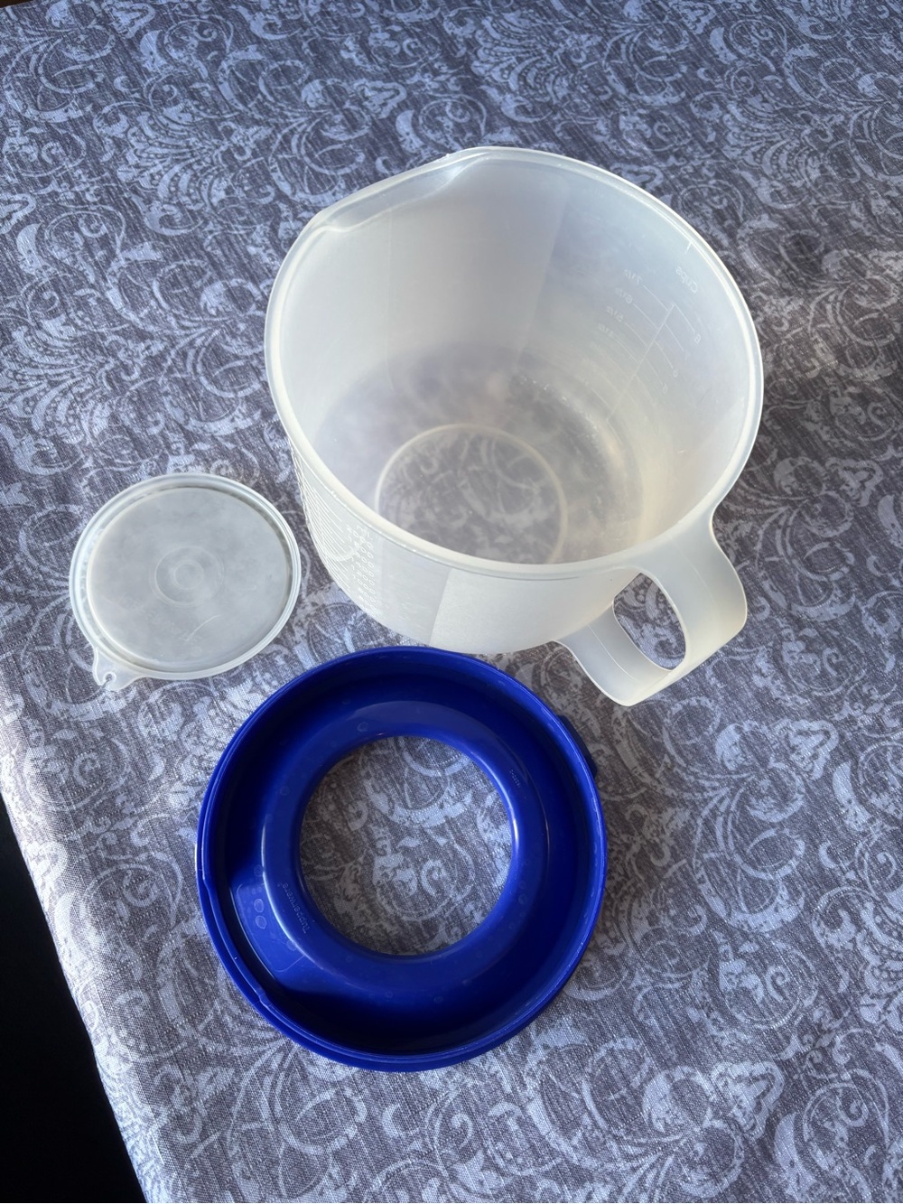 Tupperware Mix n Store - Picture 5 of 8
